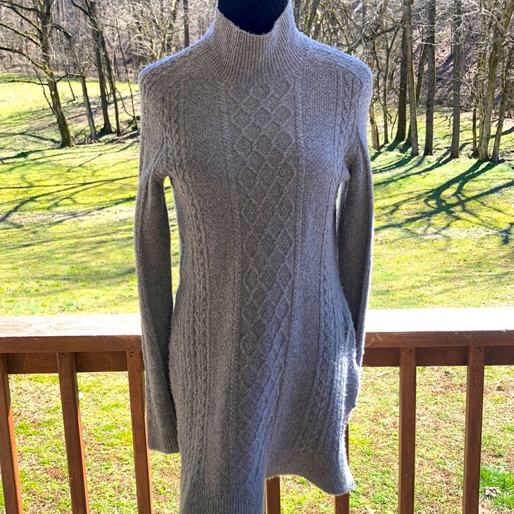 Adrienne Vittadini Tunic sweater
